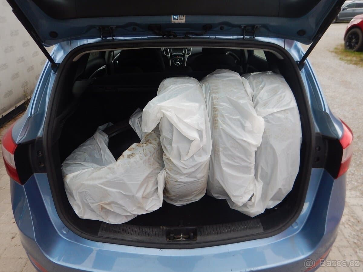 2013 Hyundai i30 - 14