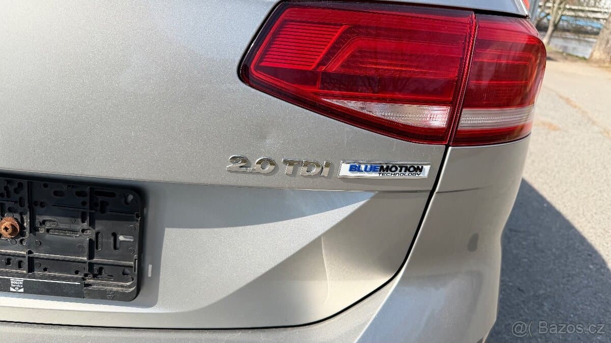 2015 Volkswagen PASSAT - 14
