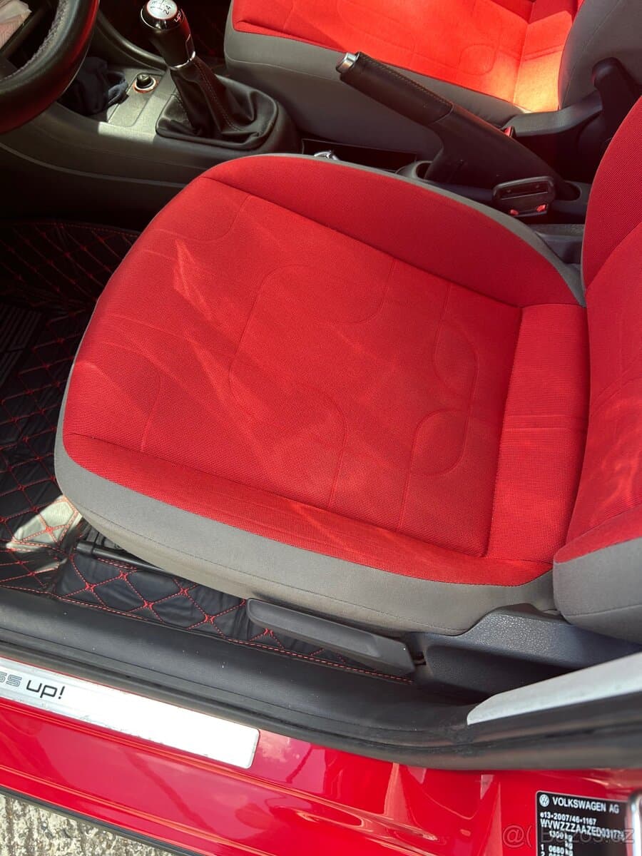 2014 Volkswagen UP! - 14