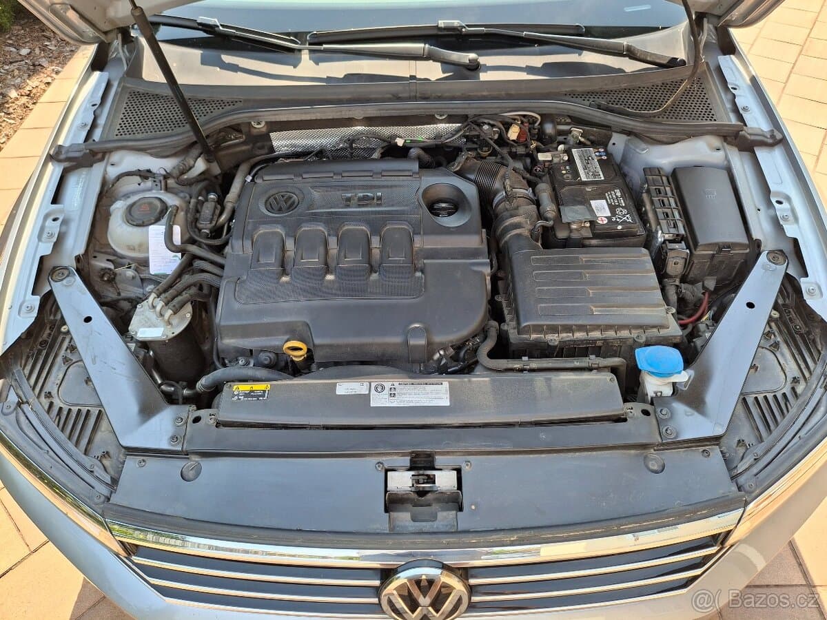 2019 Volkswagen PASSAT - 14