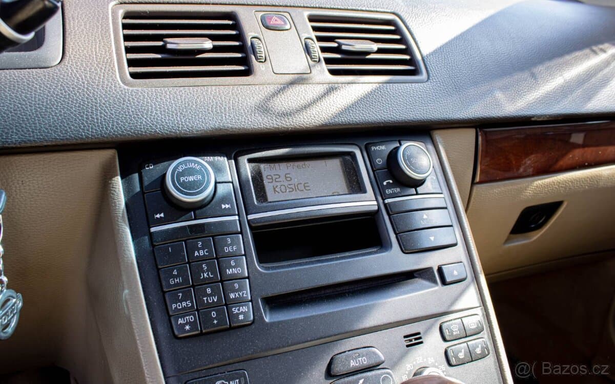 2012 Volvo XC90 - 14
