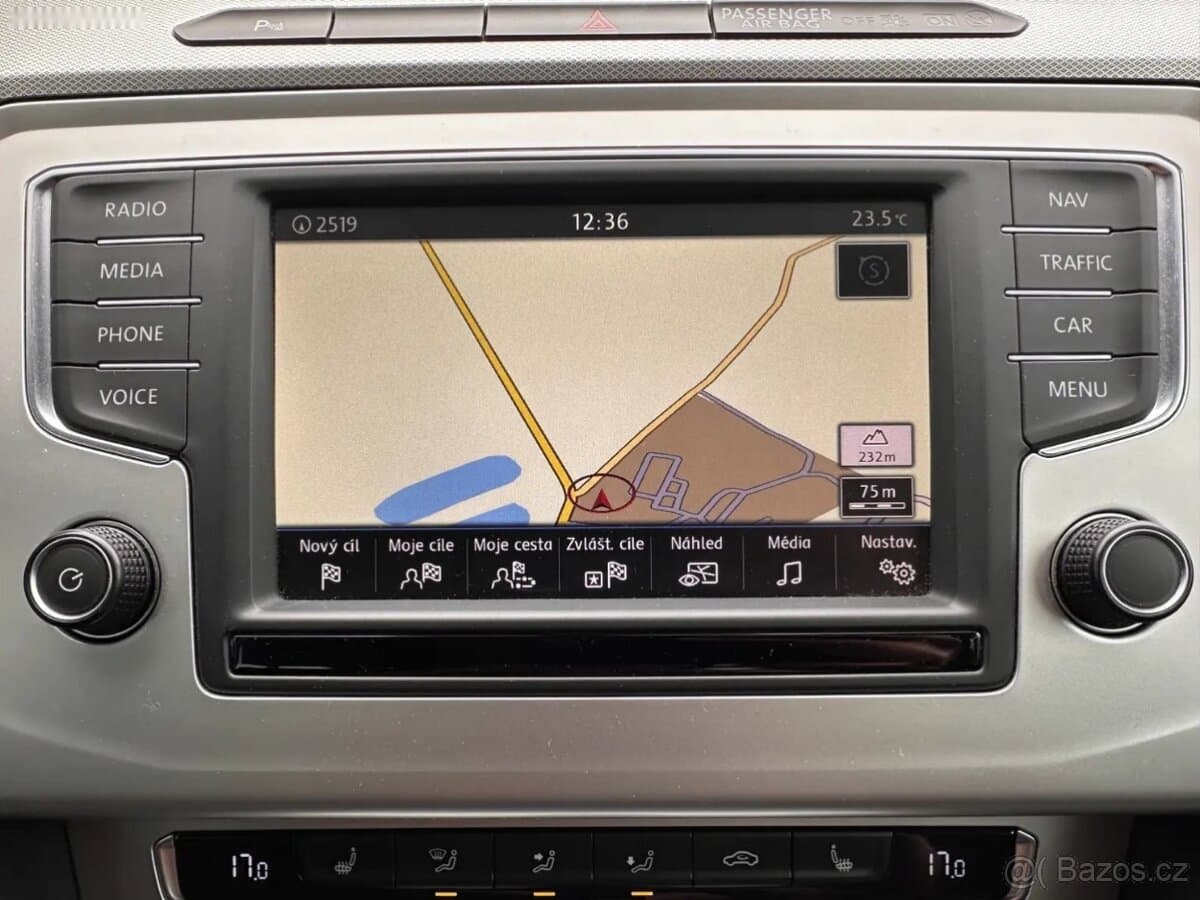 2015 Volkswagen PASSAT - 14