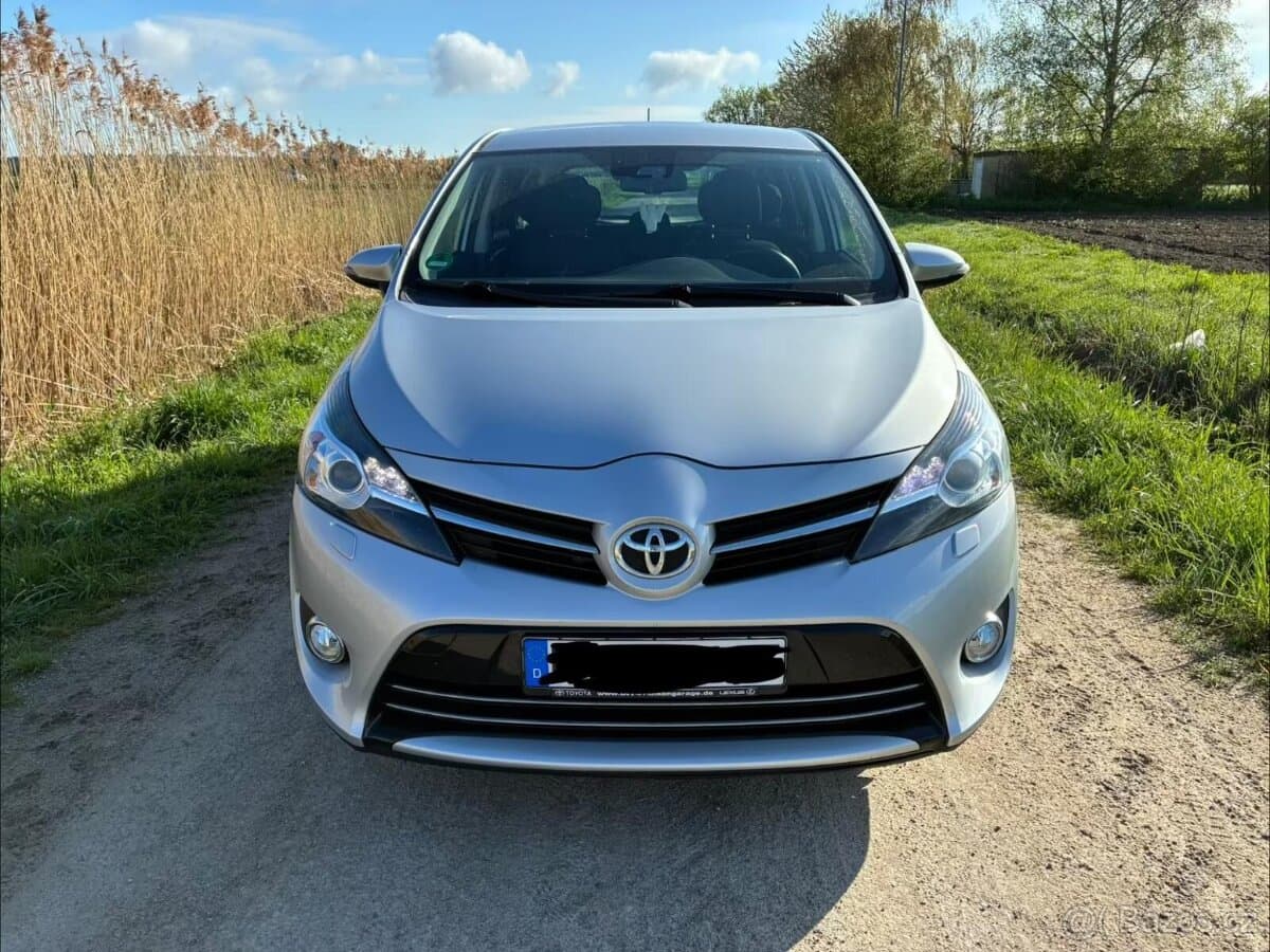 2017 Toyota VERSO - 14
