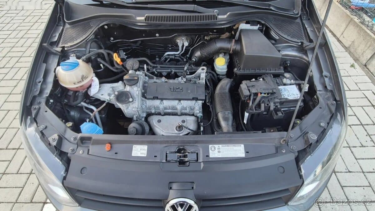 2012 Volkswagen POLO - 14