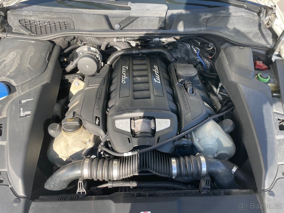 2012 Porsche CAYENNE - 14