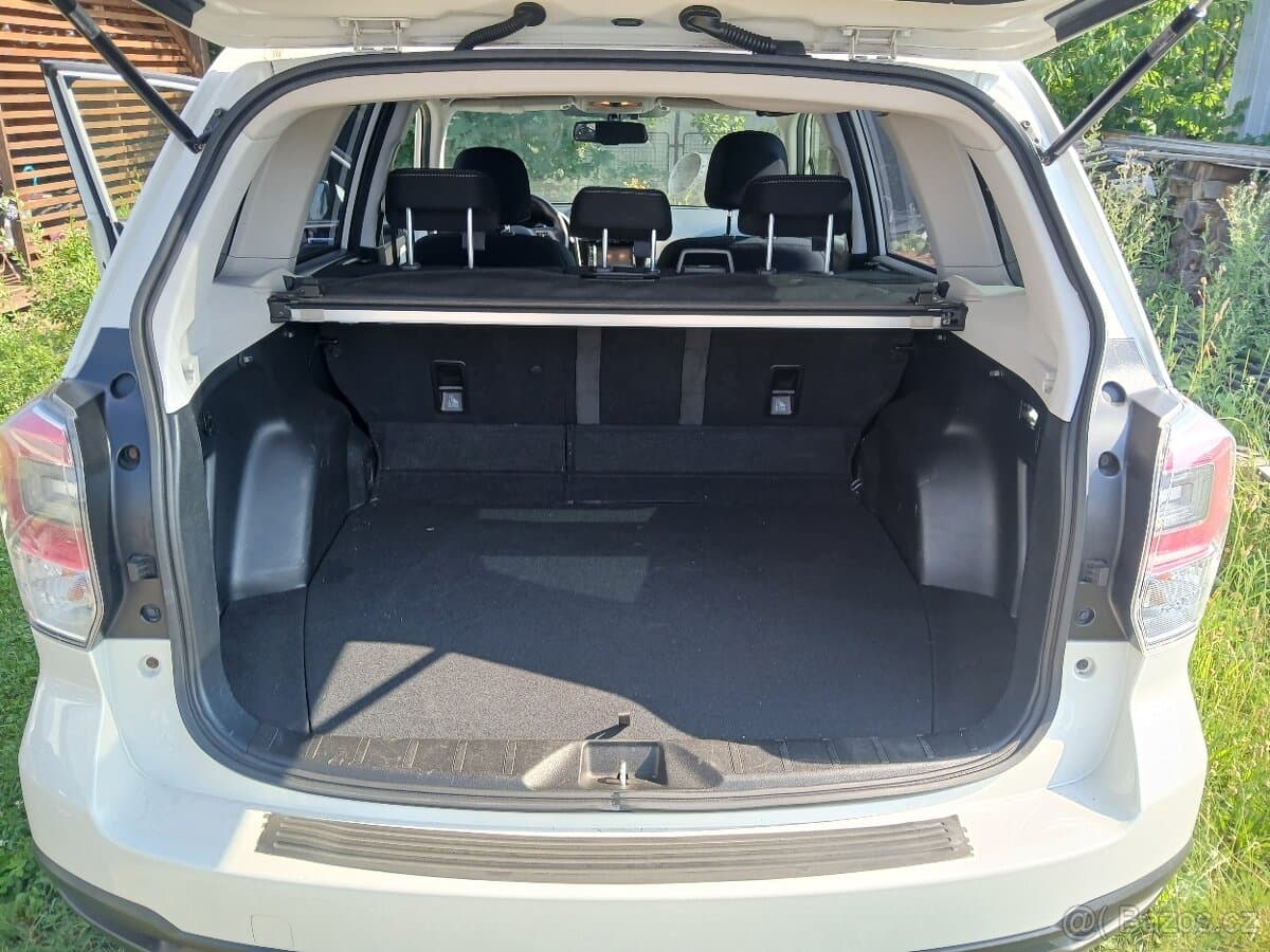 2017 Subaru FORESTER - 14