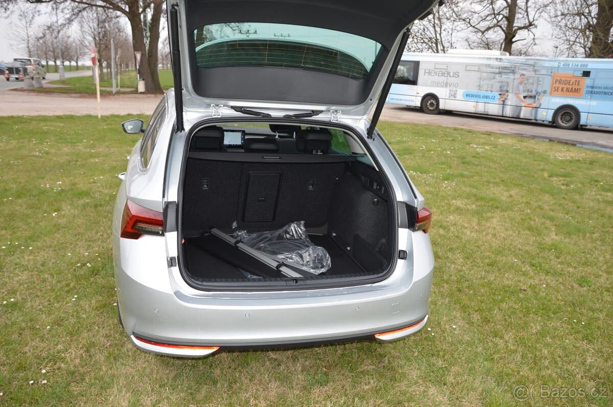 2025 Škoda OCTAVIA - 14