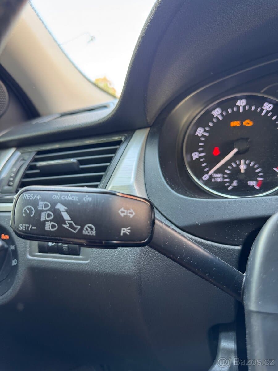 2016 Škoda RAPID - 14