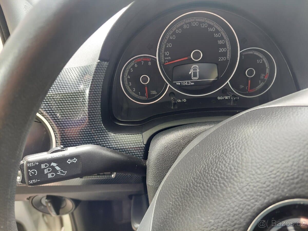 2022 Volkswagen UP! - 14