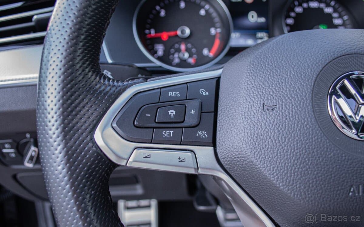 2020 Volkswagen PASSAT - 14