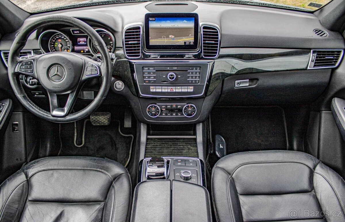 2017 Mercedes-Benz GL - 14