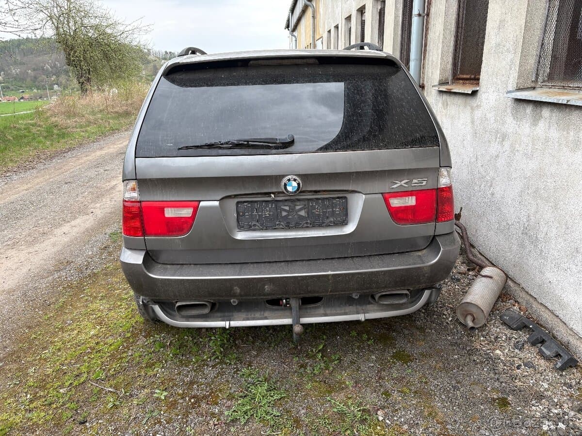 2005 BMW X5 - 14