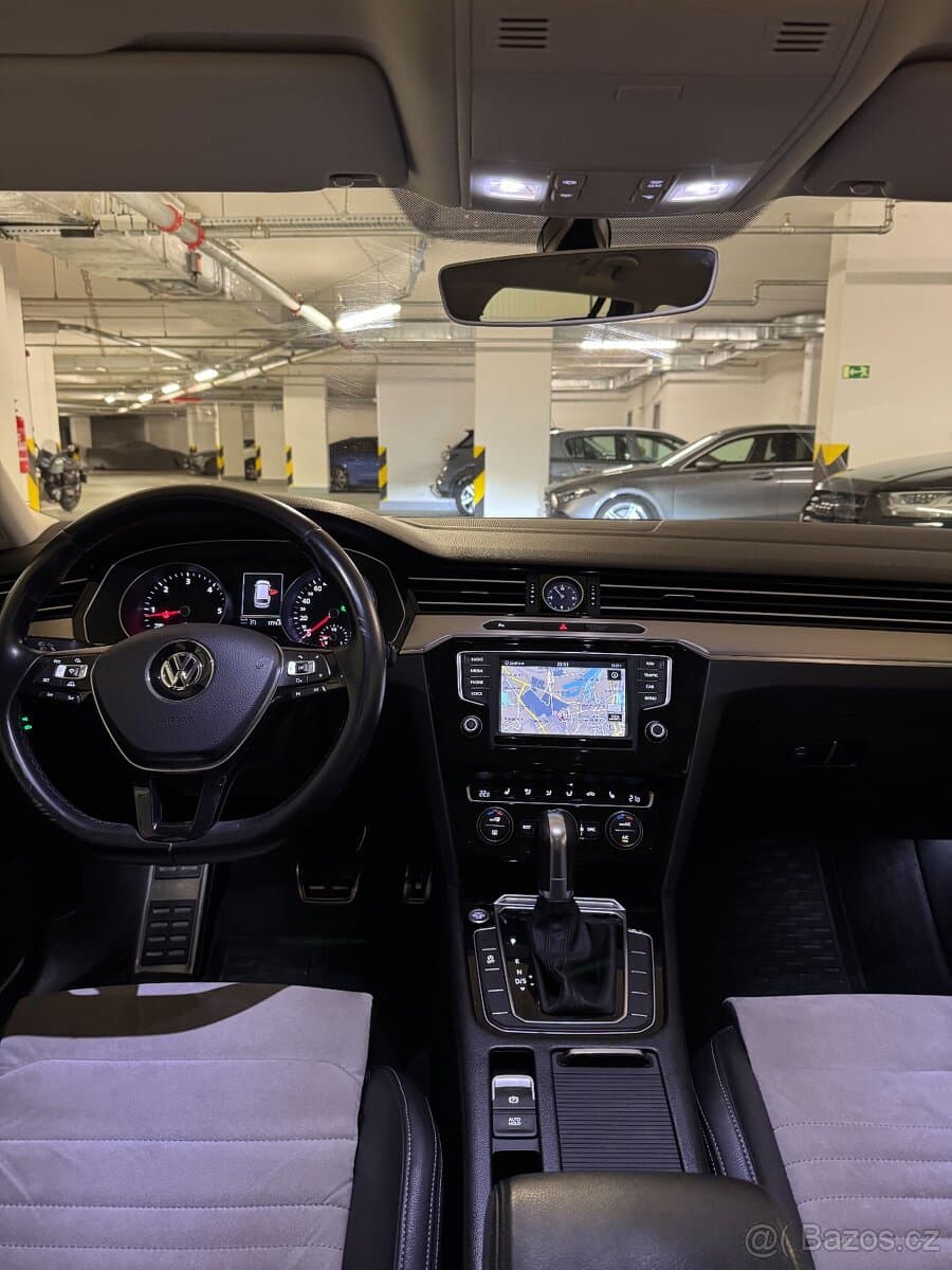 2016 Volkswagen PASSAT - 14