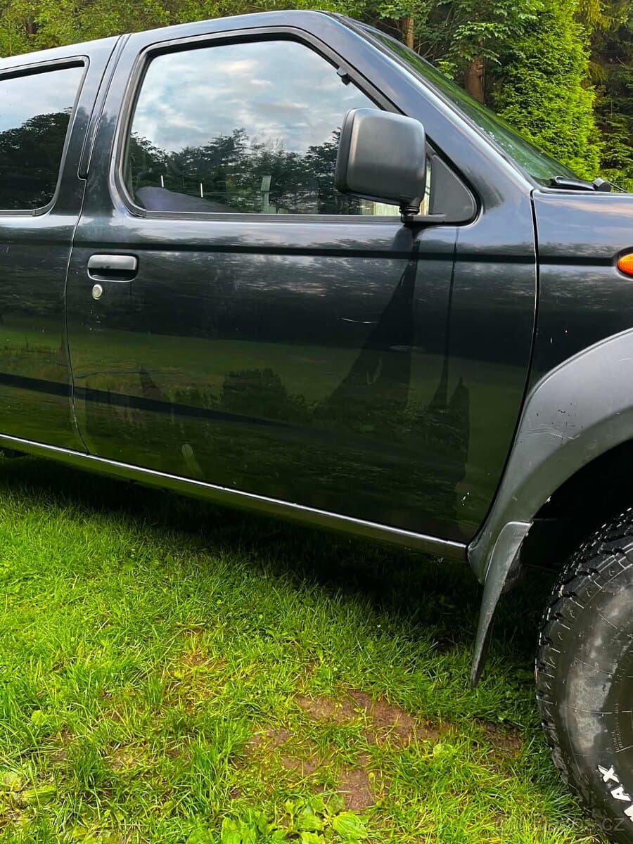 2002 Nissan NAVARA - 14