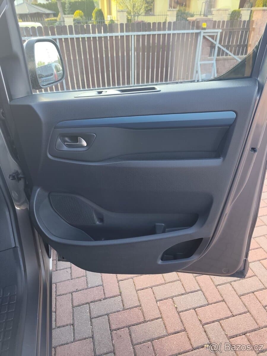 2019 Peugeot TRAVELLER - 14