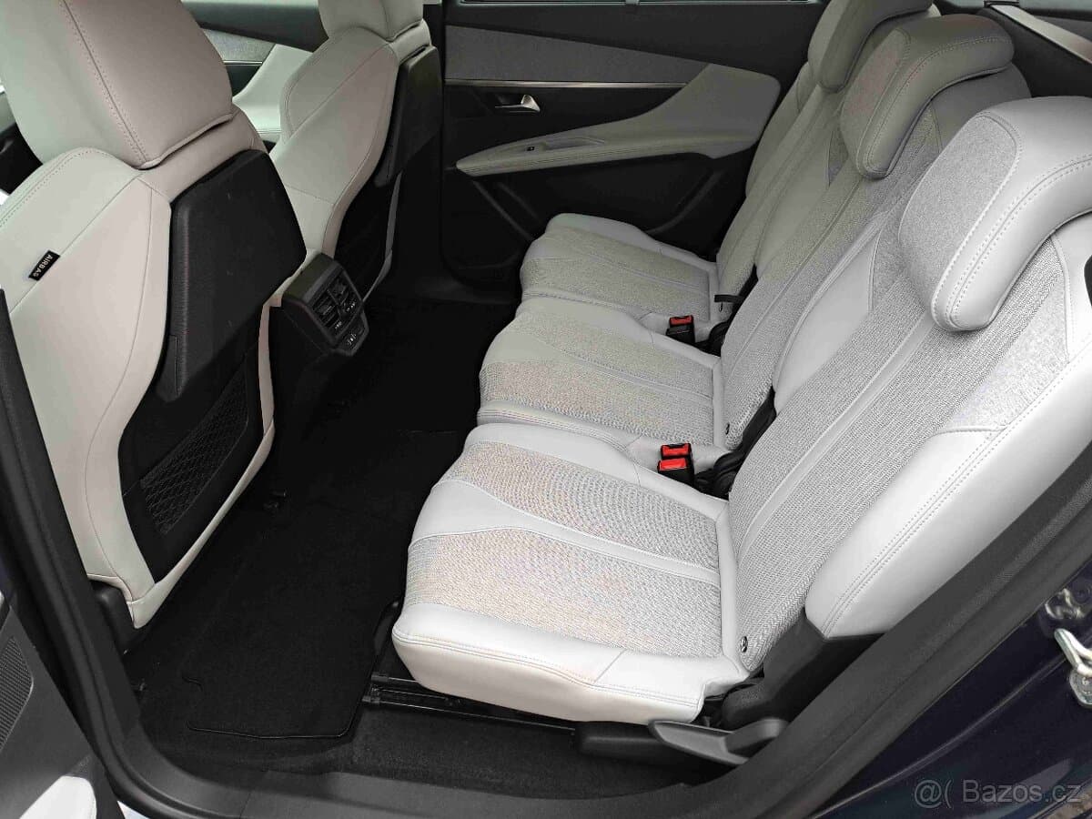 2019 Peugeot 5008 - 14