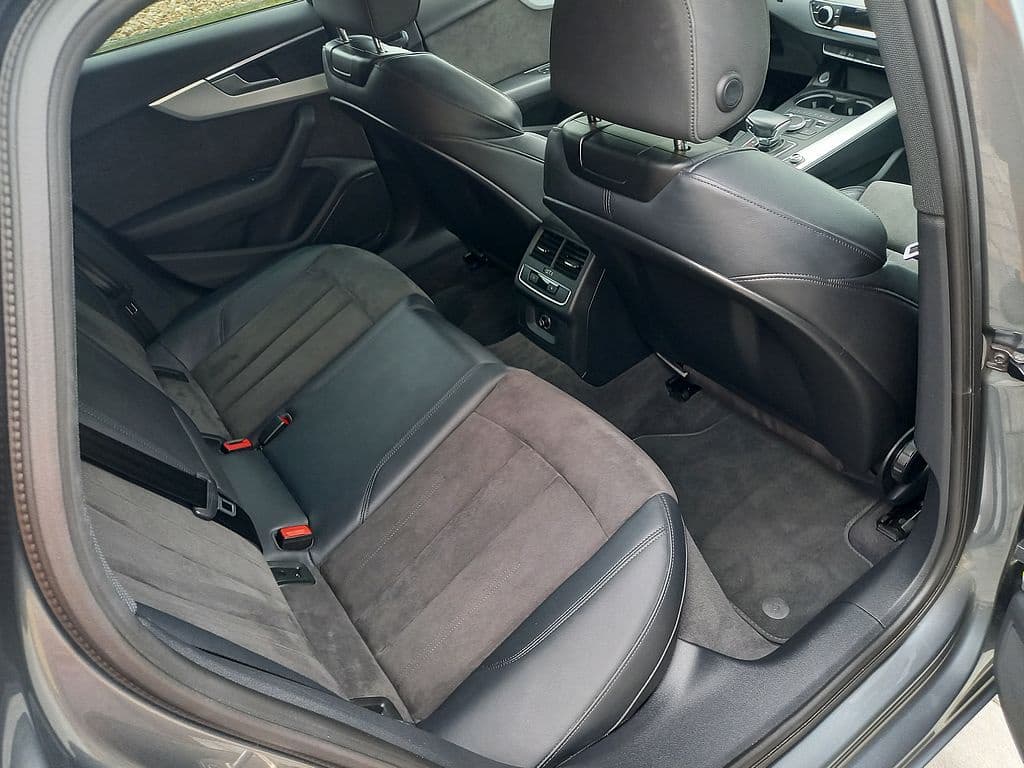 2019 Audi A4 - 14