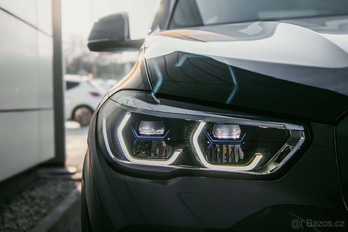 2021 BMW X5 - 14