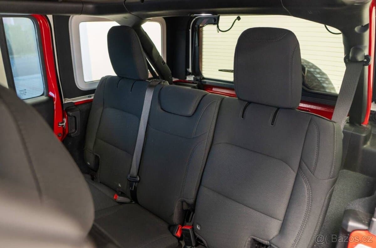 2021 Jeep WRANGLER - 14