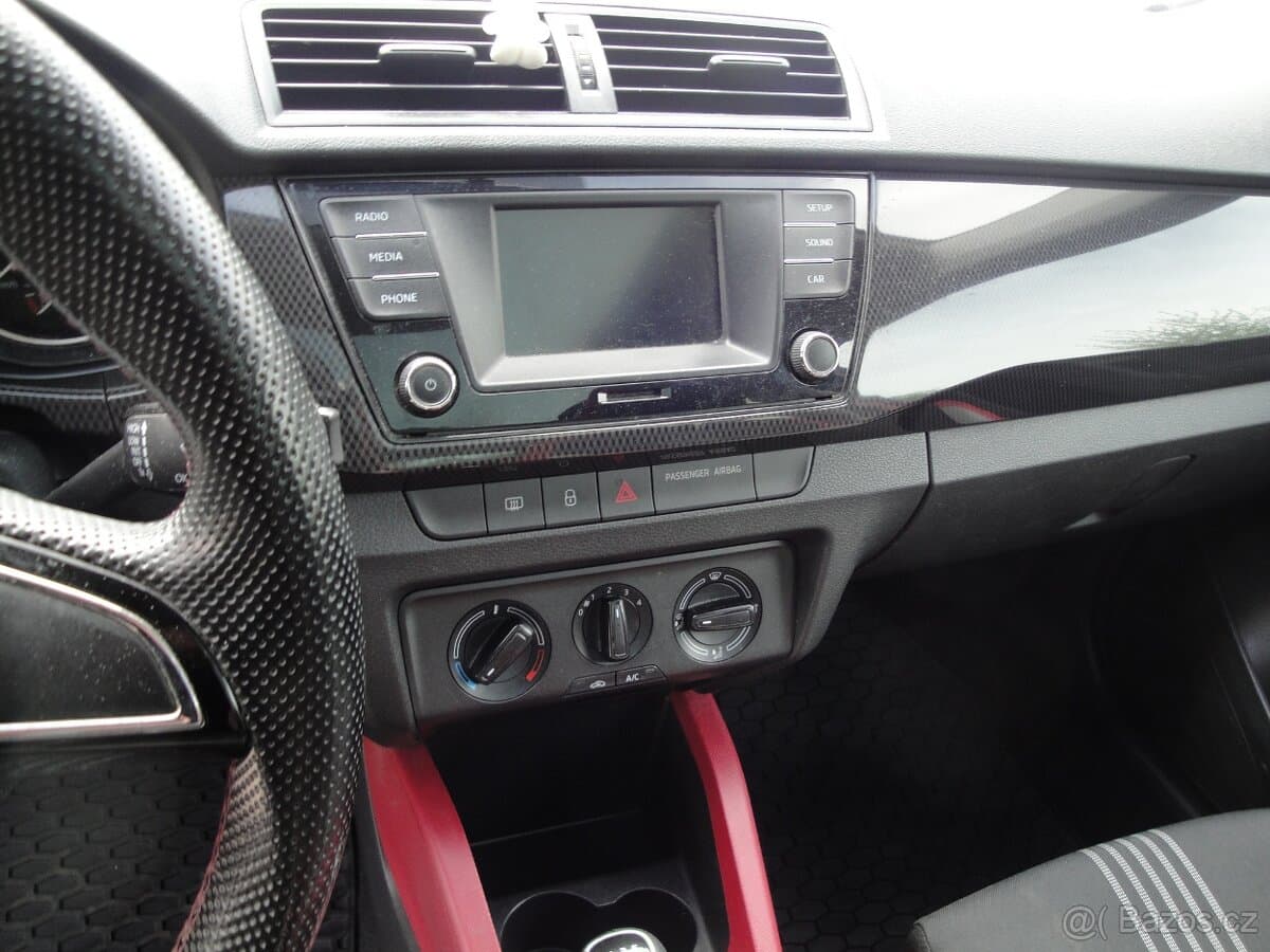 2015 Škoda FABIA - 15