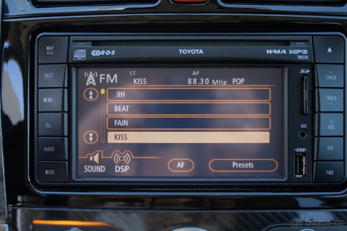 2011 Toyota AURIS - 15