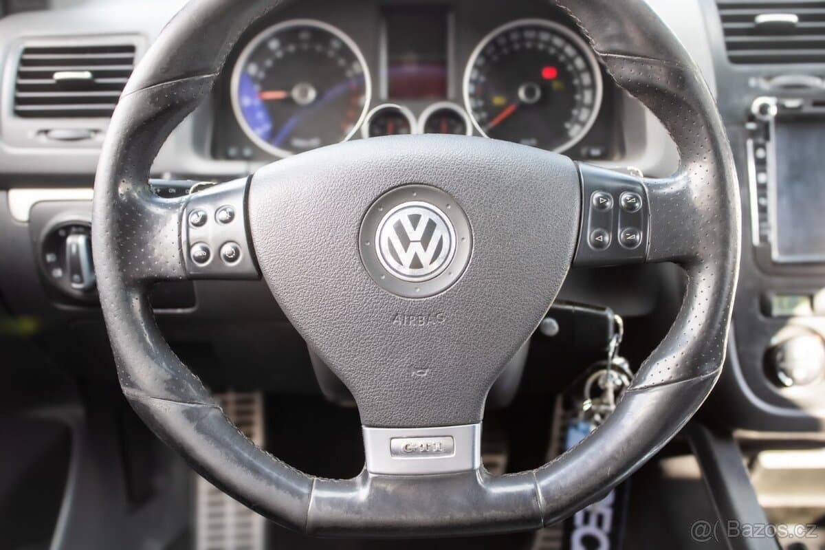 2001 Volkswagen GOLF - 15