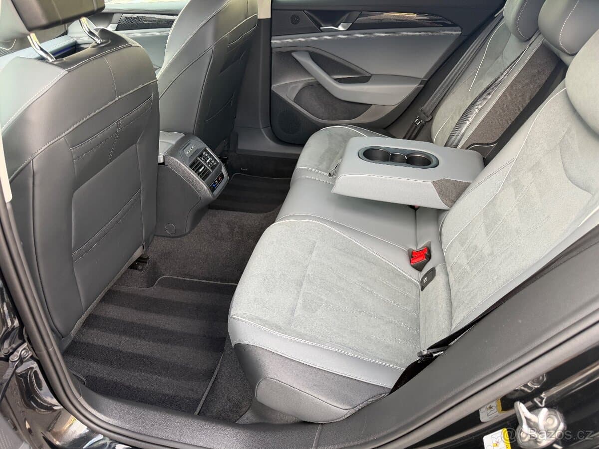 2024 Volkswagen PASSAT - 15