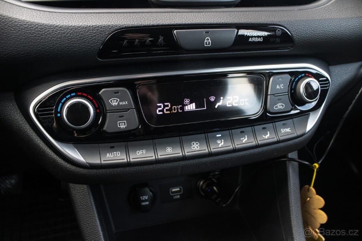 2021 Hyundai i30 - 15