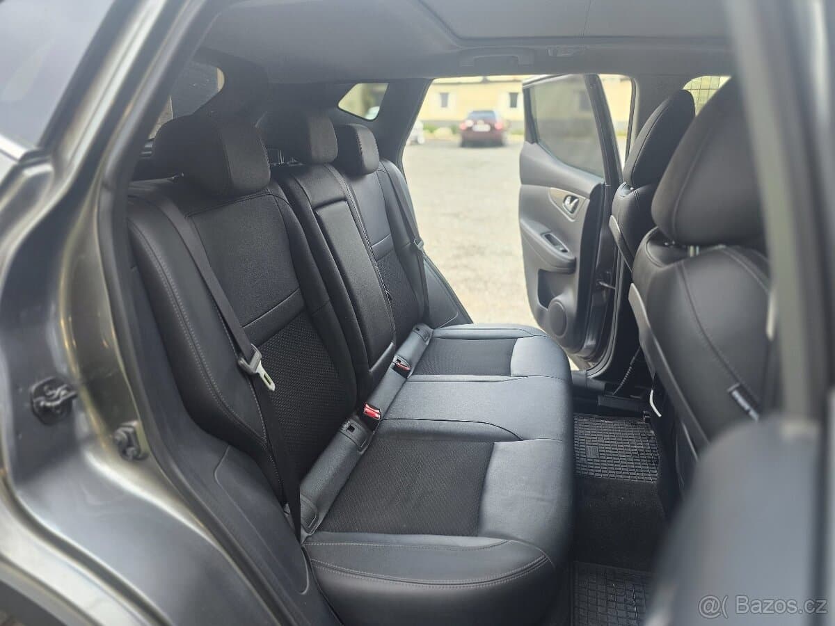 2018 Nissan QASHQAI - 15