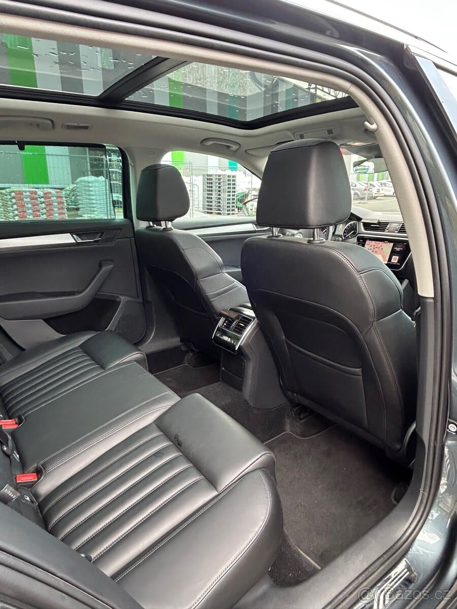 2019 Škoda SUPERB - 15