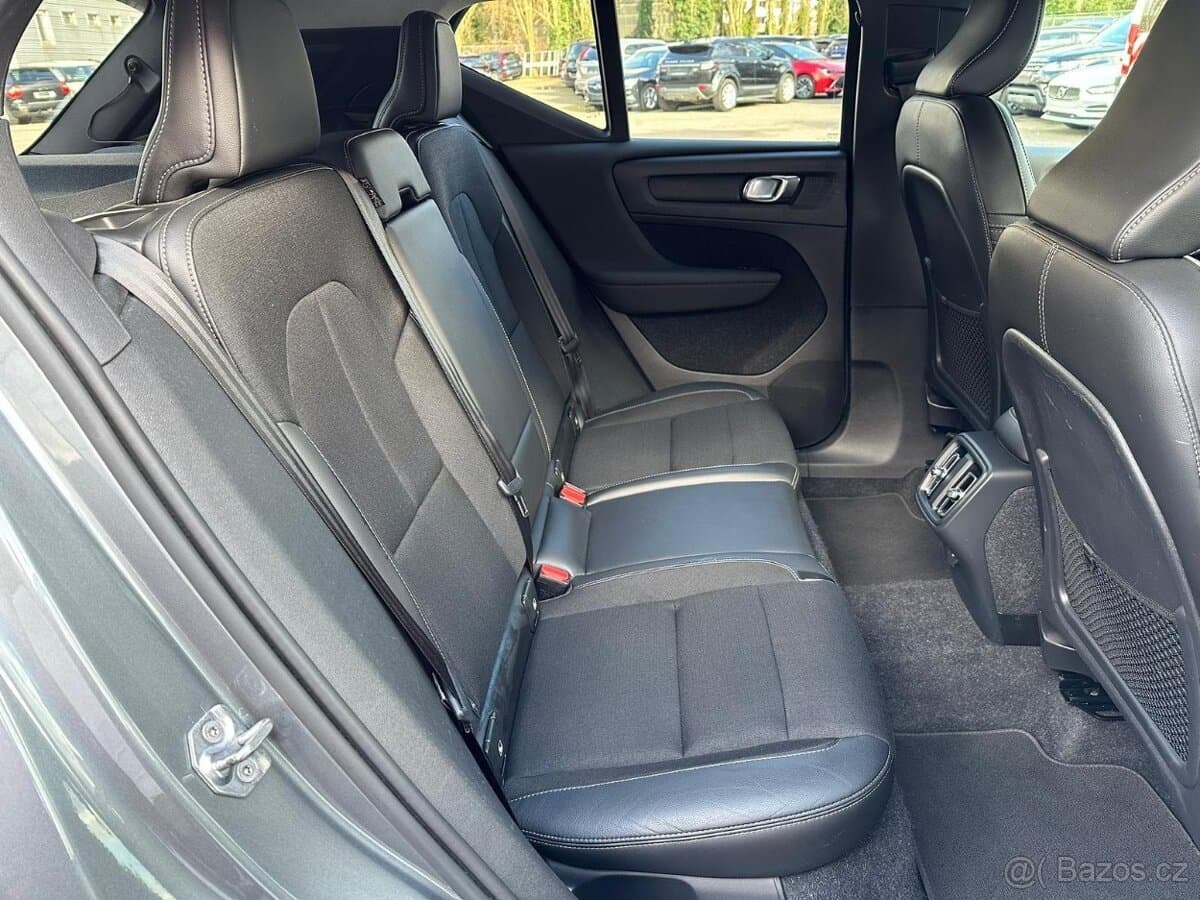 2019 Volvo XC40 - 15