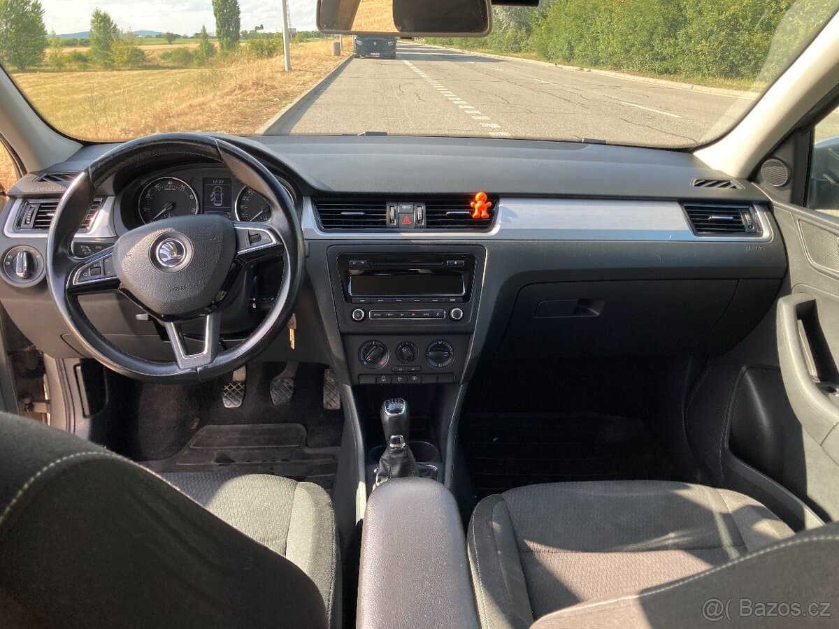 Škoda RAPID - 15