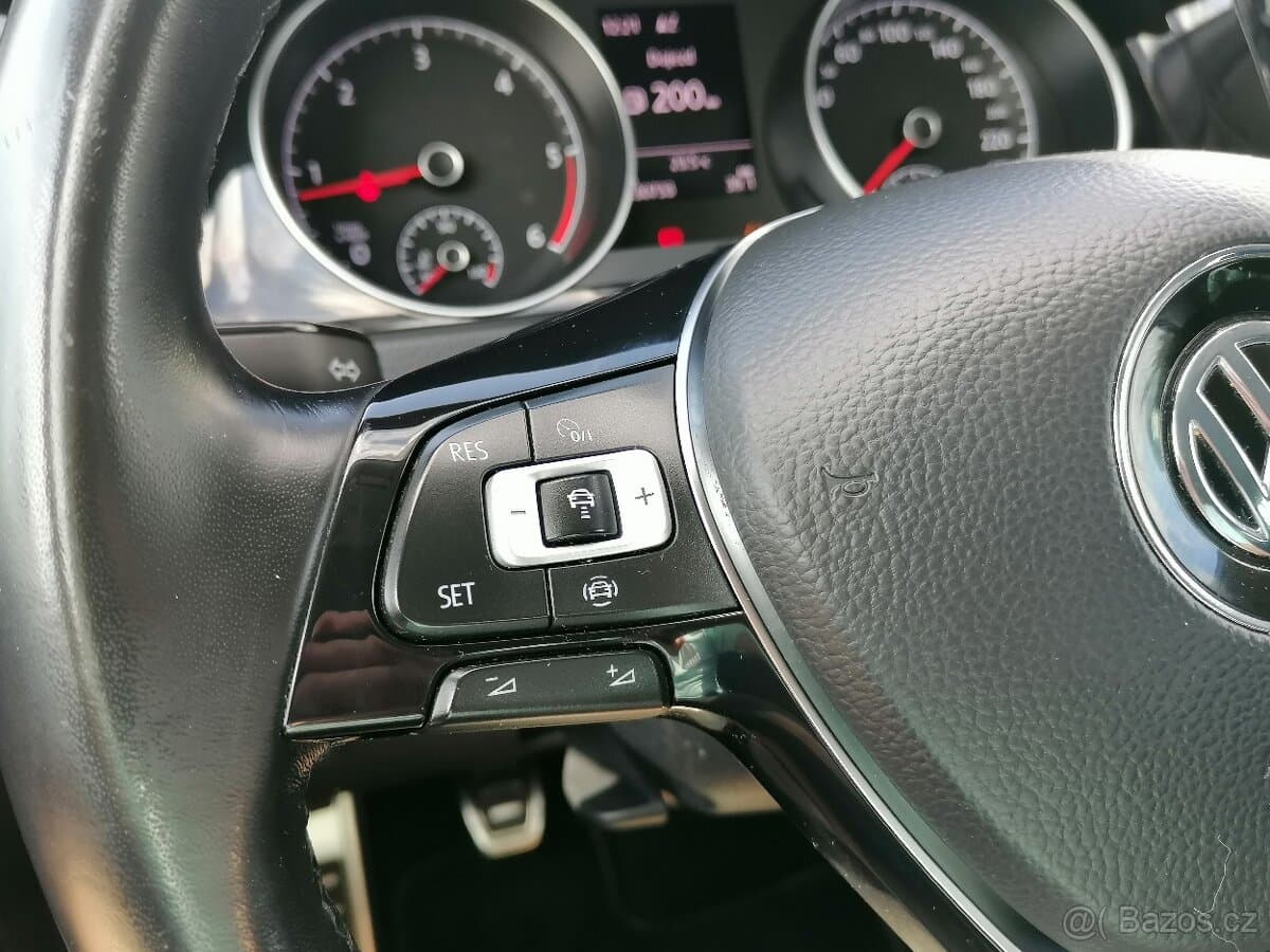 2020 Volkswagen GOLF - 15
