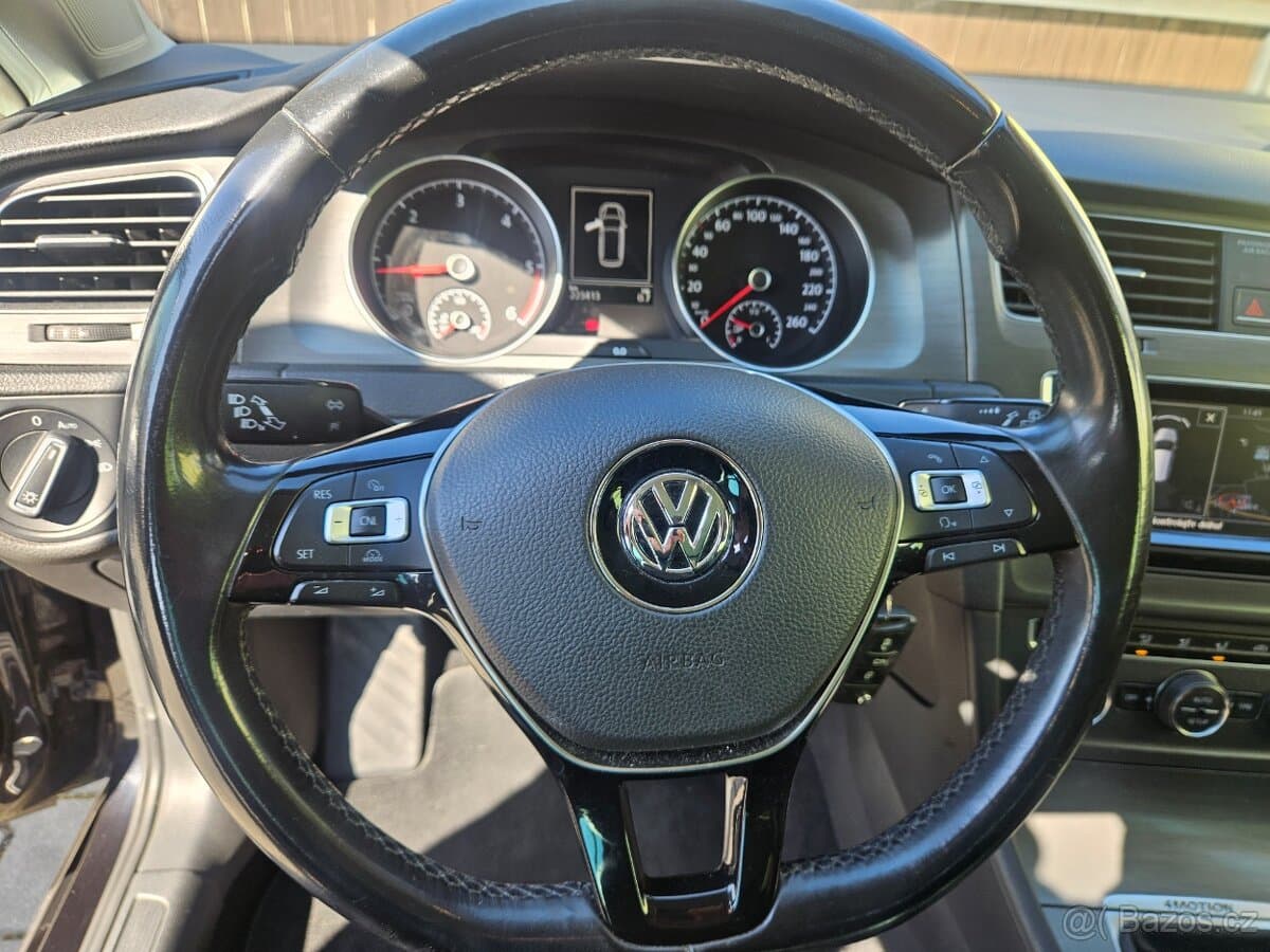 2013 Volkswagen GOLF - 15