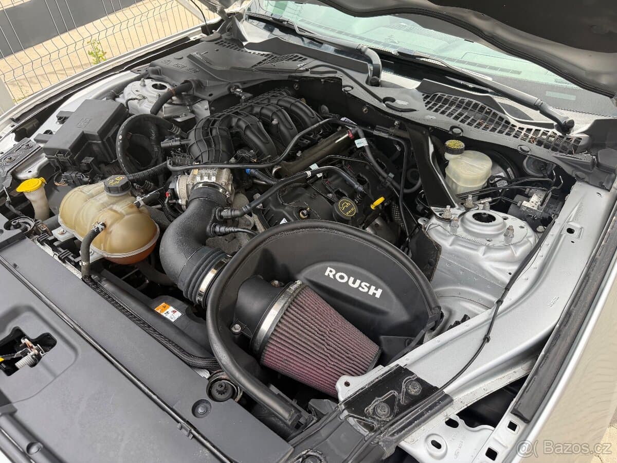 2016 Ford MUSTANG - 15