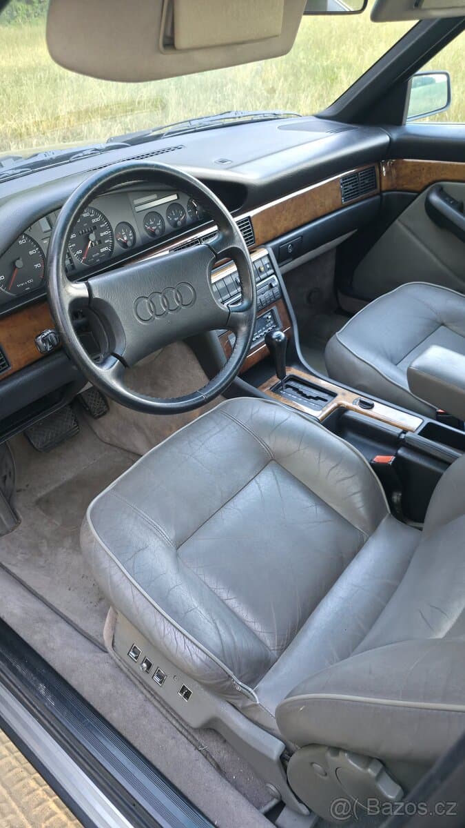 1993 Audi V8 - 15