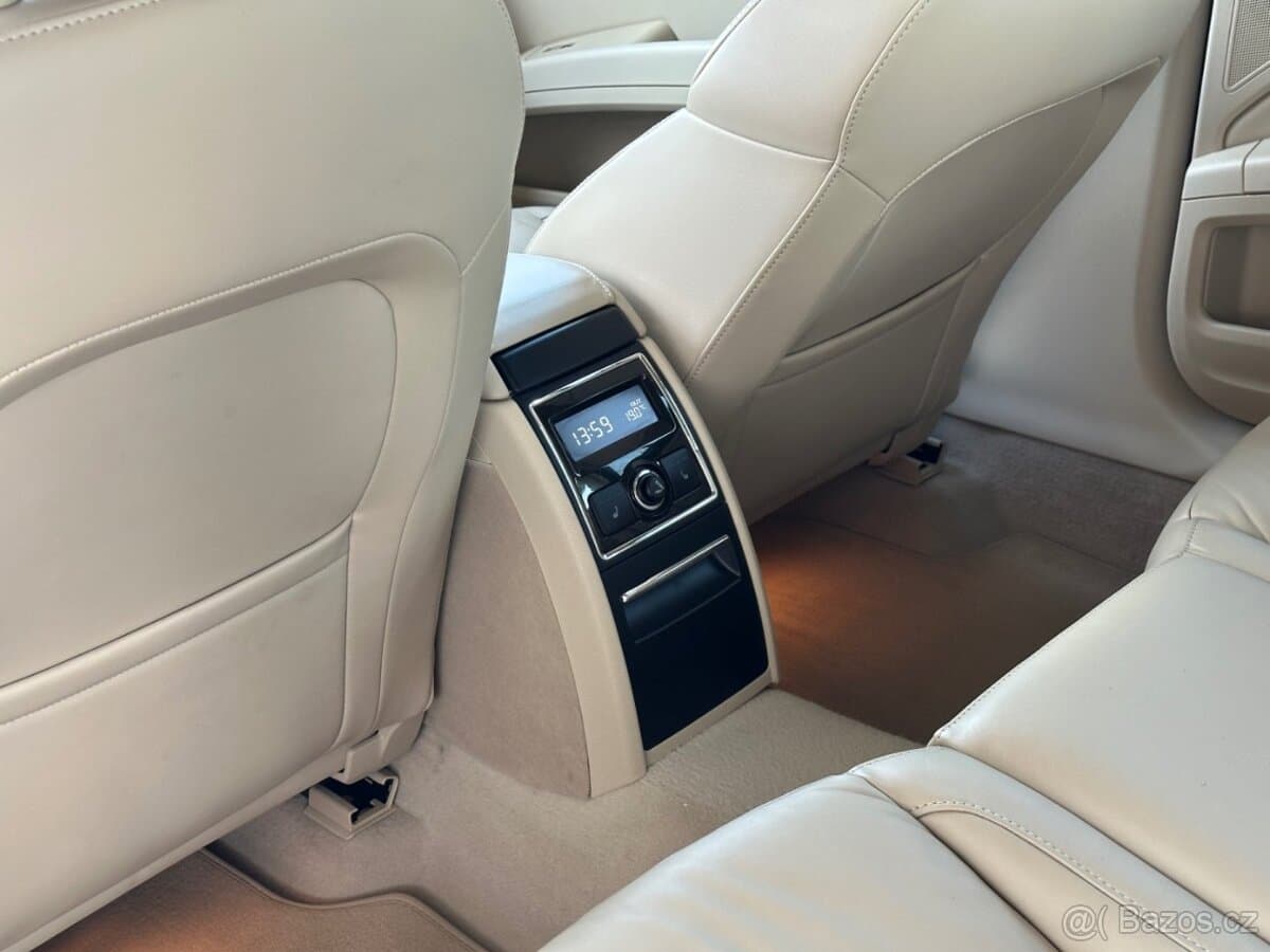 2012 Škoda SUPERB - 15