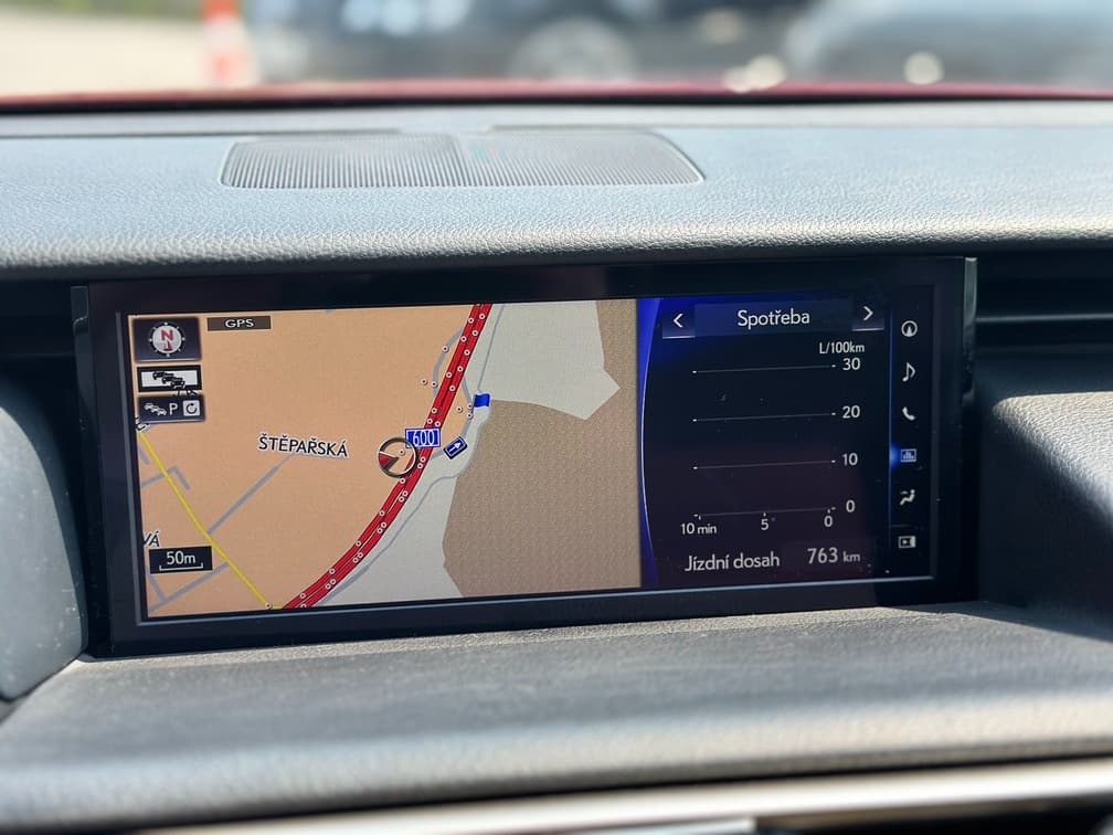 2020 Lexus IS - 15