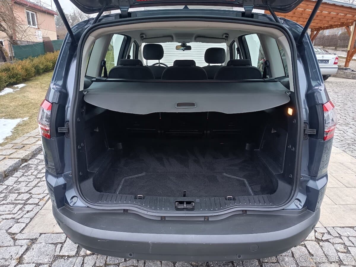 2011 Ford S-MAX - 15