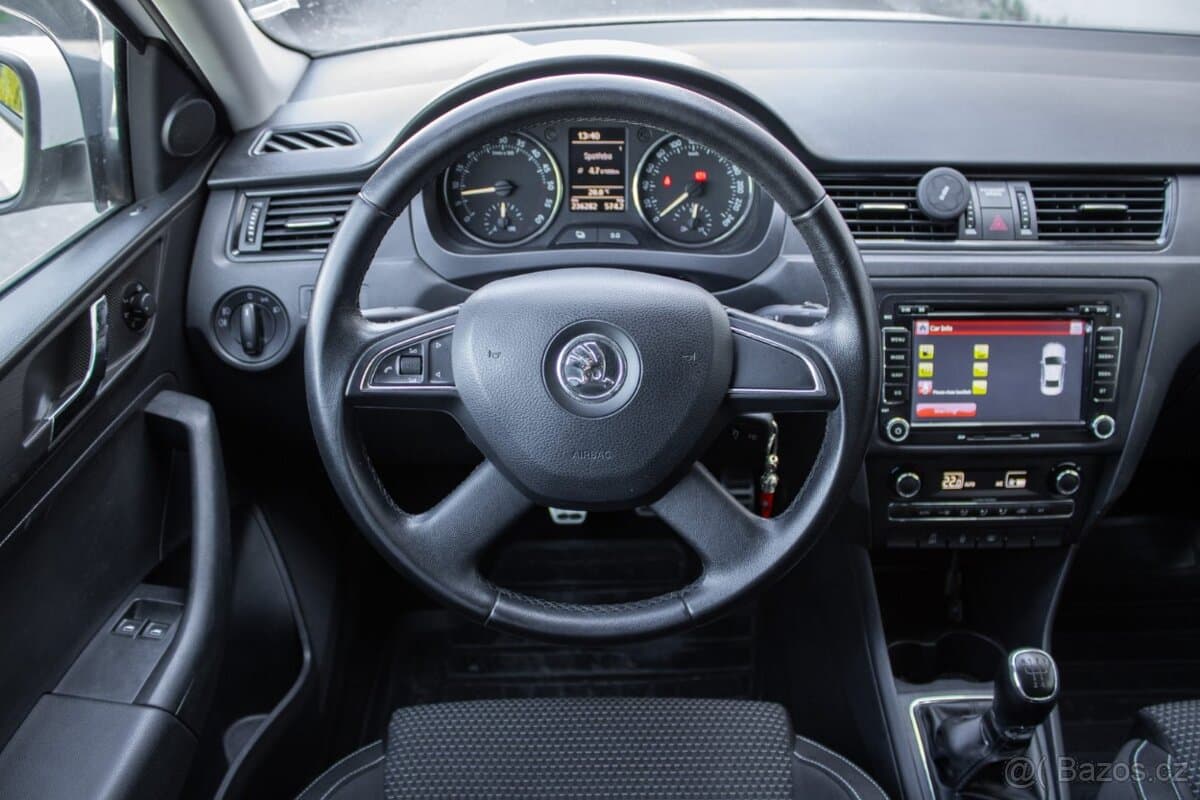 2013 Škoda RAPID - 15