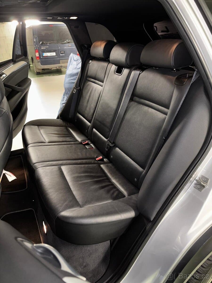 2011 BMW X5 - 15