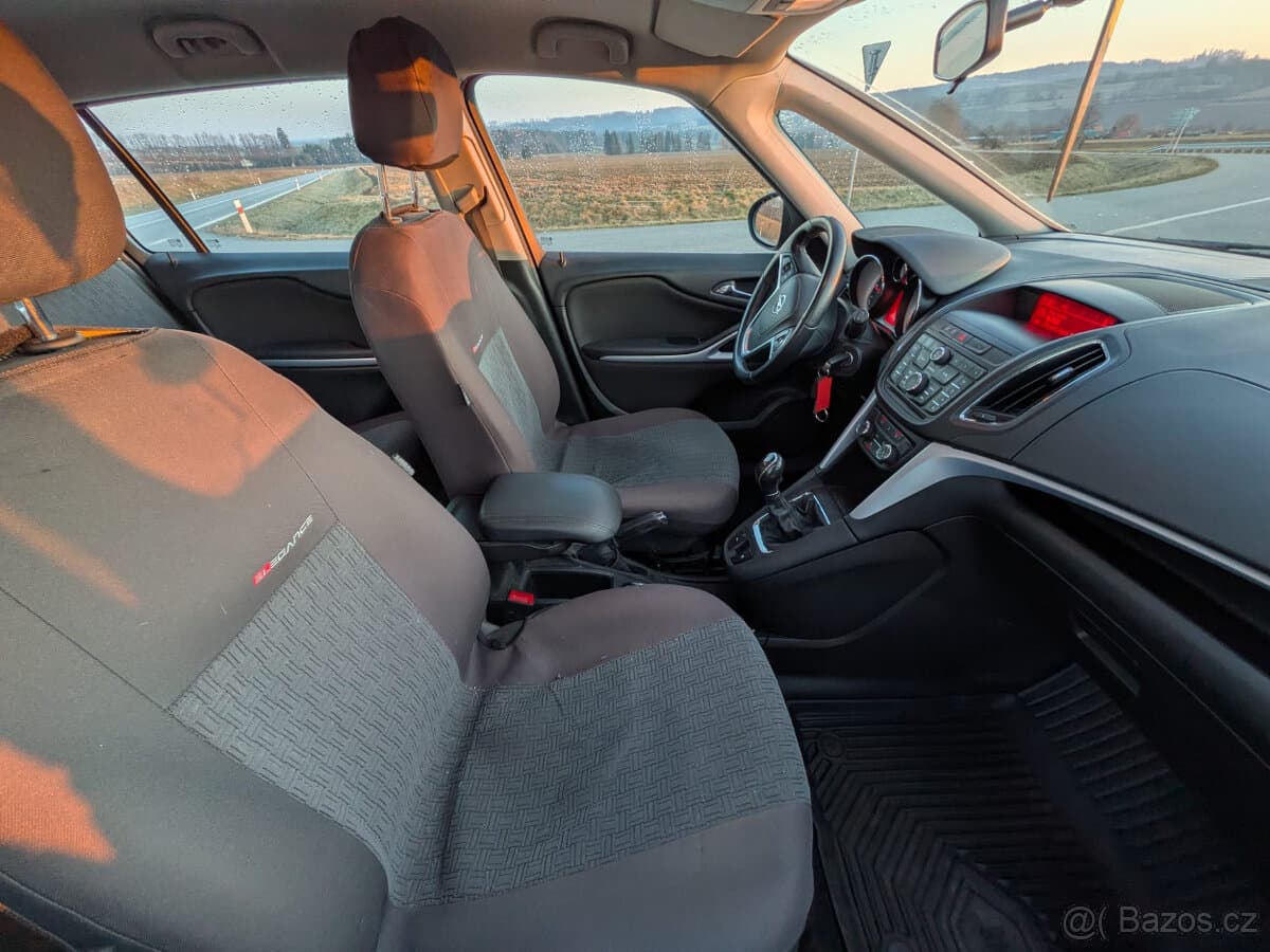2014 Opel ZAFIRA - 15