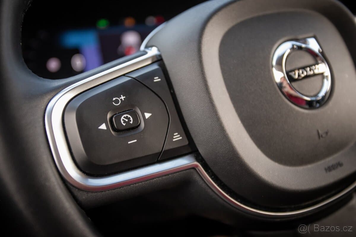 2023 Volvo XC60 - 15