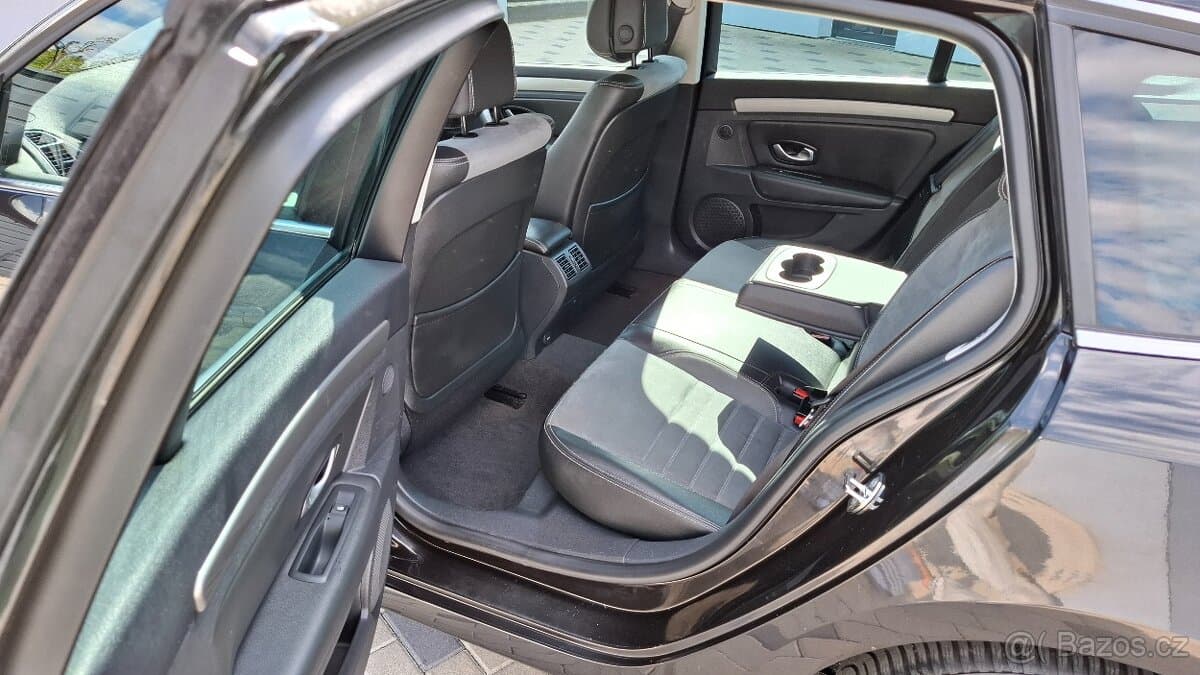2011 Renault LAGUNA - 15