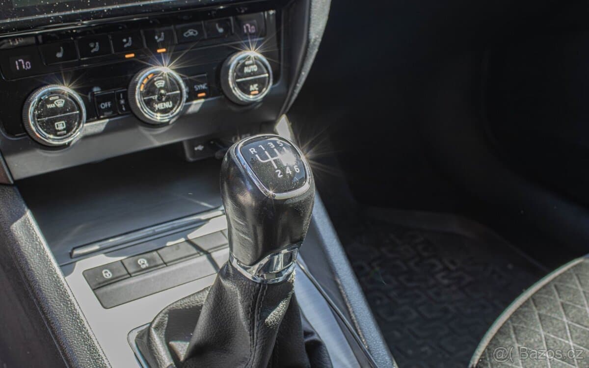 2017 Škoda OCTAVIA - 15