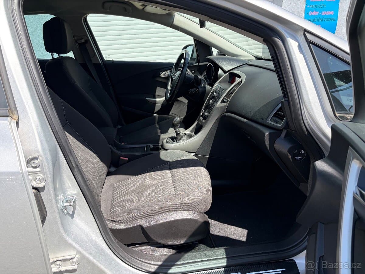 2011 Opel ASTRA - 15