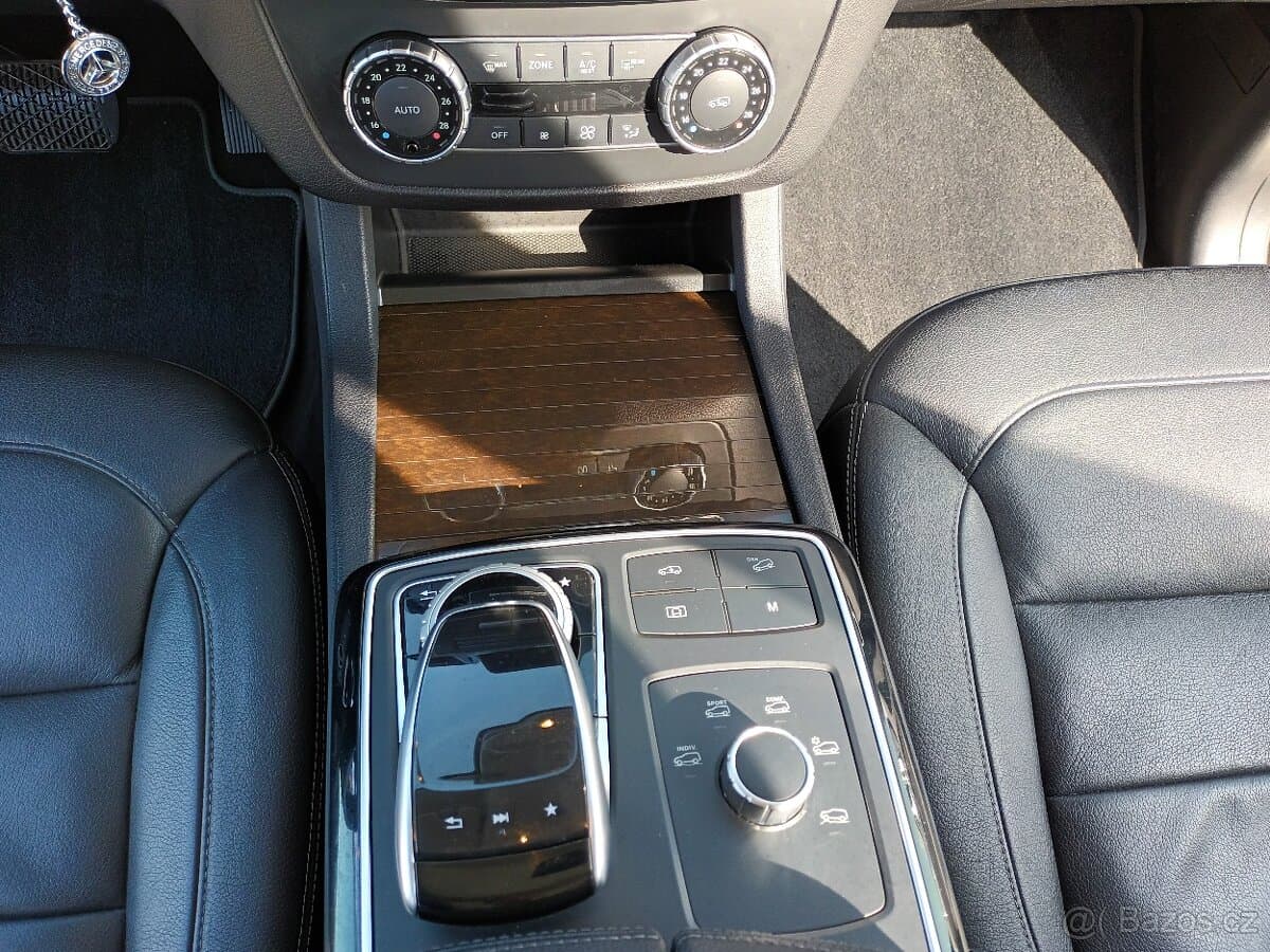 2016 Mercedes-Benz GLS - 15