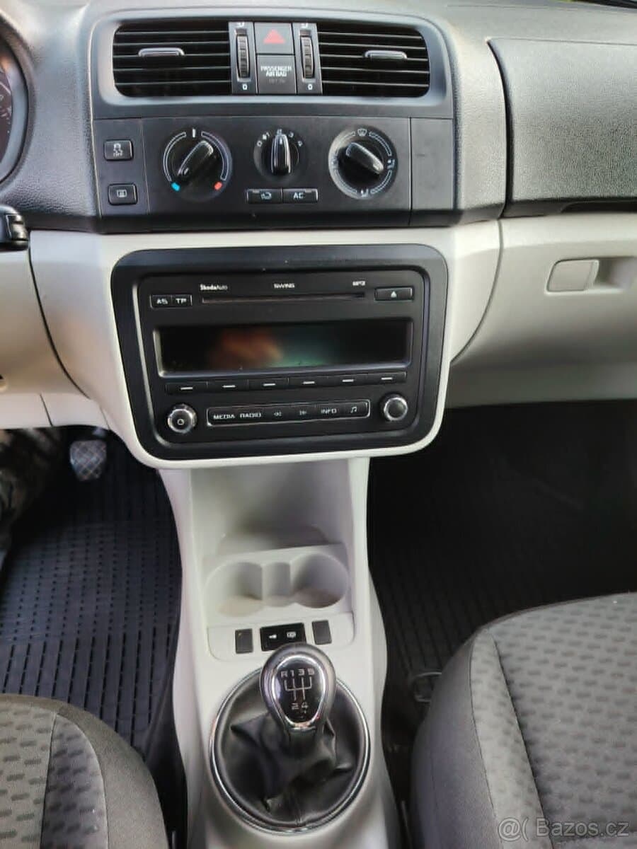 2012 Škoda FABIA - 15