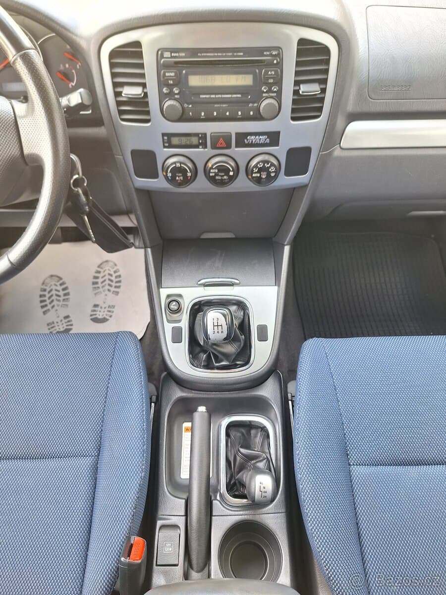 2004 Suzuki GRAND - 15