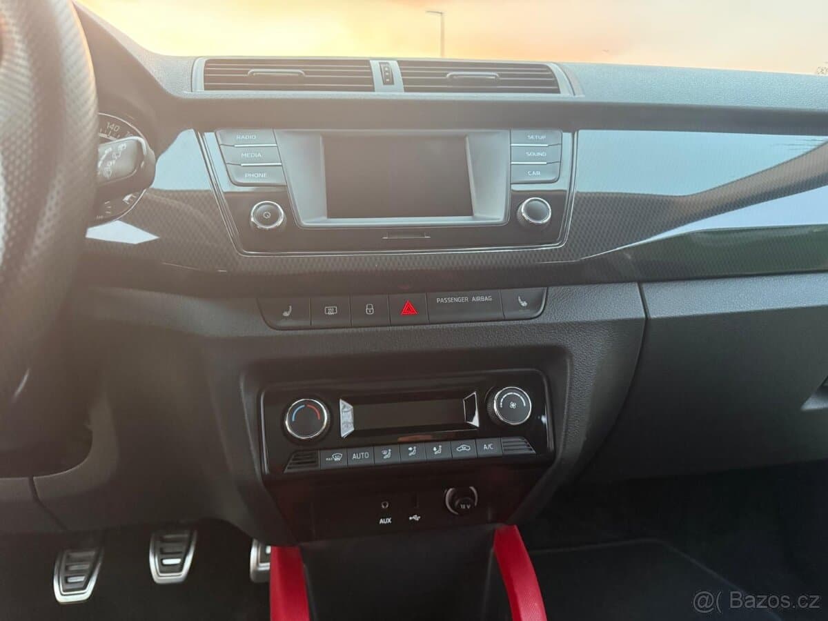 2015 Škoda FABIA - 15